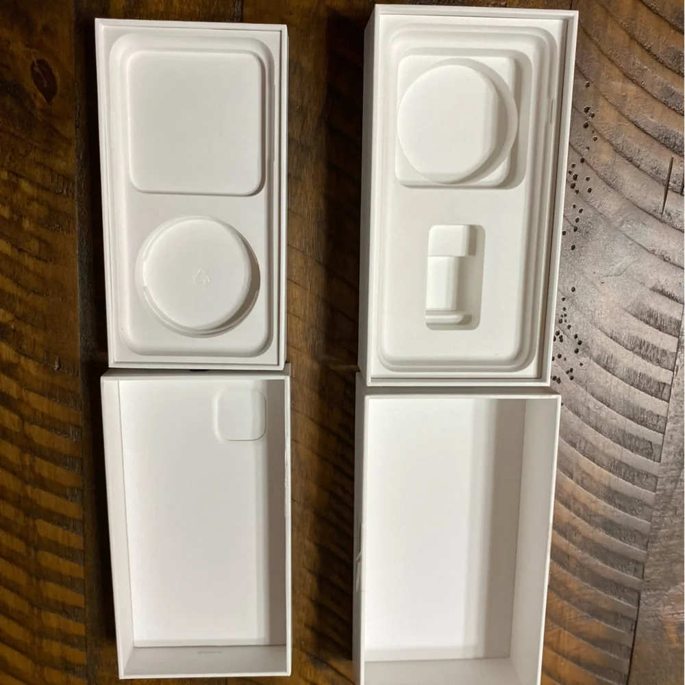 Apple iPhone 11 & Apple iPhone 7 Plus Empty Boxes Only